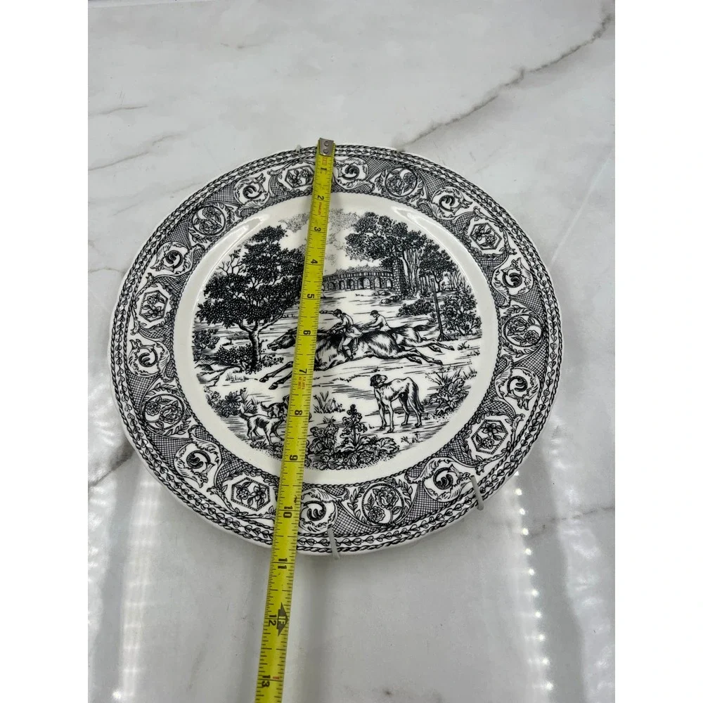 Corona St George Black Dinner Plate 11 Inch English Hunting Scene Transferware